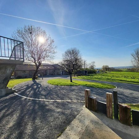 Le Logis Des Chons A La Campagne A Saint Hilaire Du Bois - Lys Haut Layon Le Plessis  المظهر الخارجي الصورة